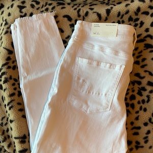 BNWT American Eagle white jegging jeans